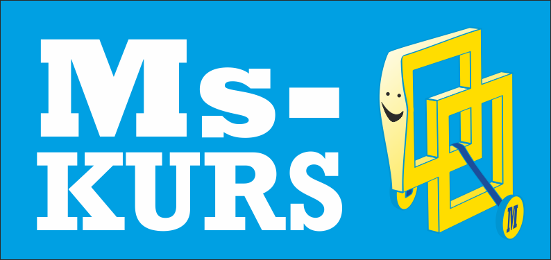 Logotyp för Ms-kurs med en glad karaktär som interagerar med en byggblocksliknande struktur på en blå bakgrund.